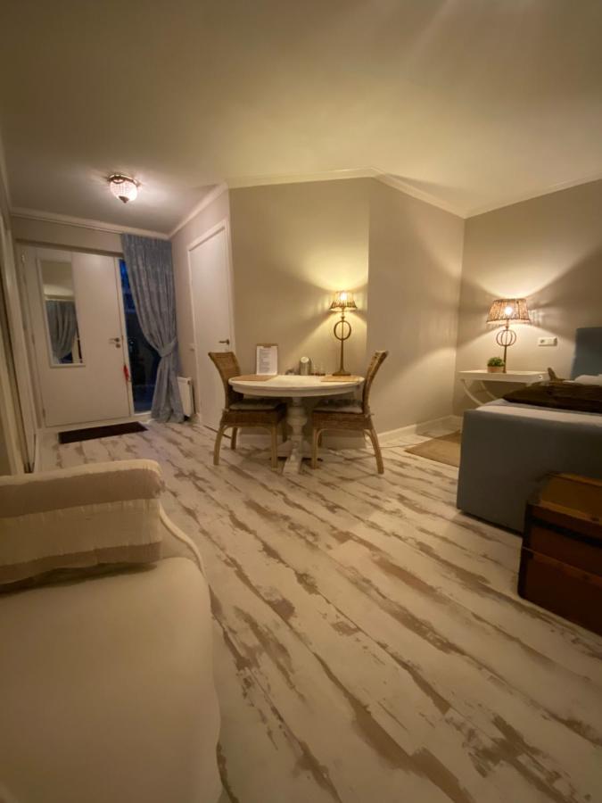 De Vijverkamer-----Prive Diner Op De Kamer Mogelijk!! Hoogeveen Bagian luar foto