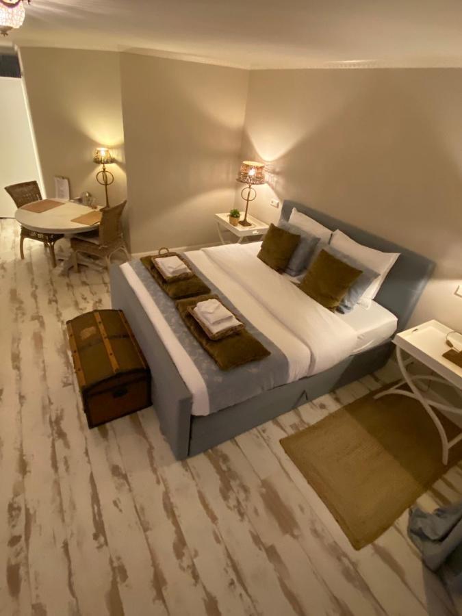 De Vijverkamer-----Prive Diner Op De Kamer Mogelijk!! Hoogeveen Bagian luar foto
